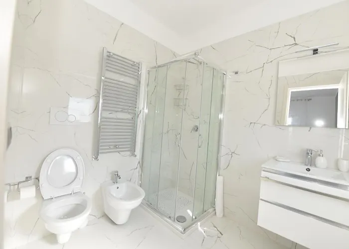 Noemi مودونيو