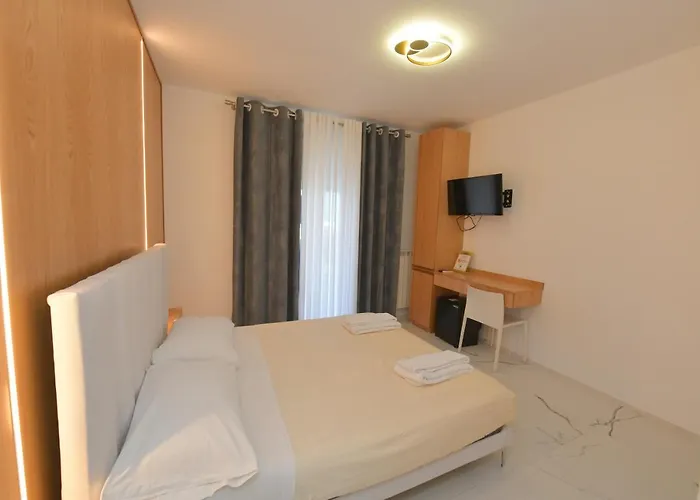 Noemi فندق مبيت وإفطار