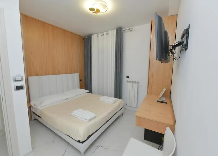 Noemi فندق مبيت وإفطار